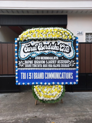 Papan Bunga Duka di Amuma